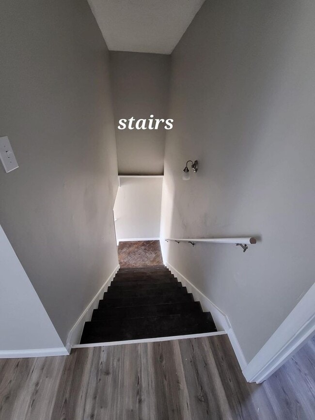3200 Proper St