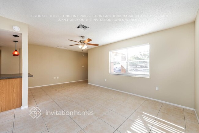 Photo - 11447 Walsingham Rd