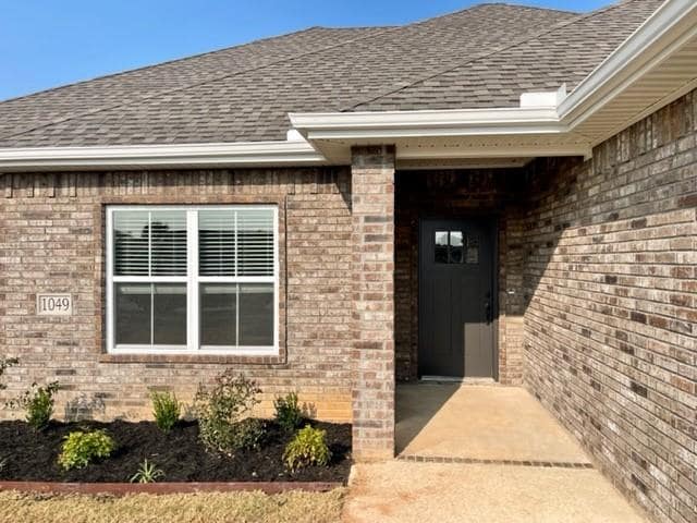 Photo - 1049 Parker Ln