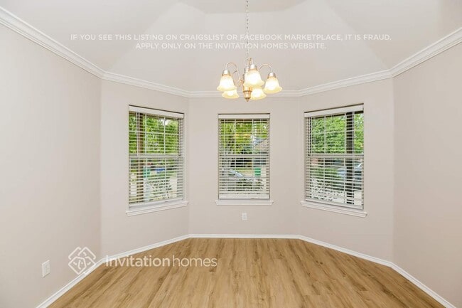 Photo - 1650 Hillside Dr