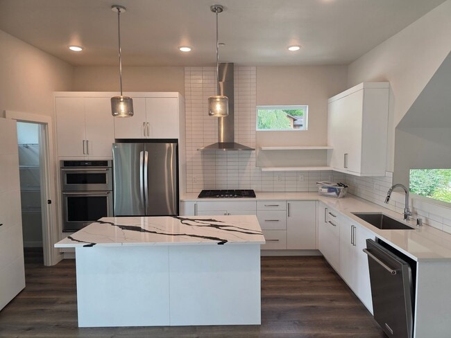 Building Photo - 17346 90th Dr NE Rental