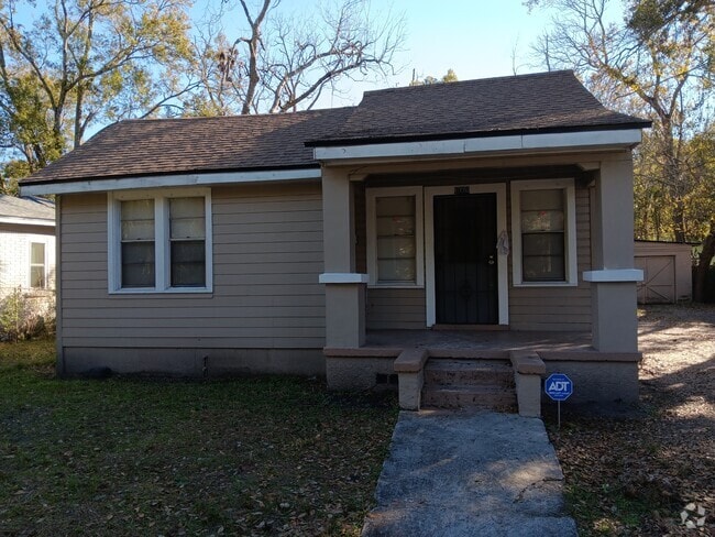 Building Photo - 1770 W 10th St Rental