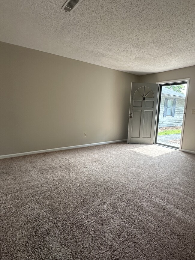 Photo - 804 Park Ave N