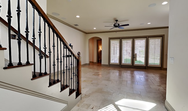 Photo - 1240 Poinsettia Ave