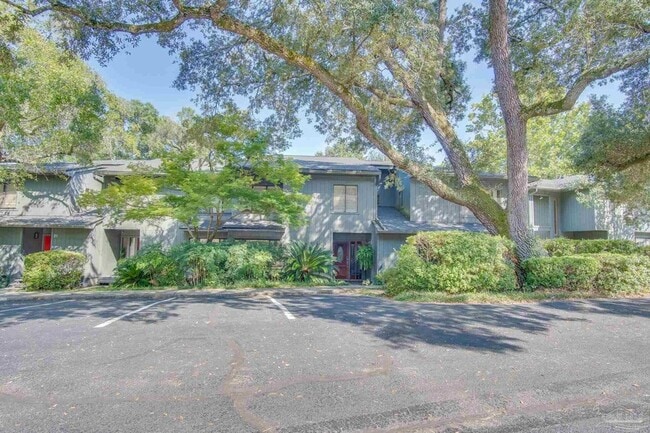 Photo - 18 Hillbrook Way