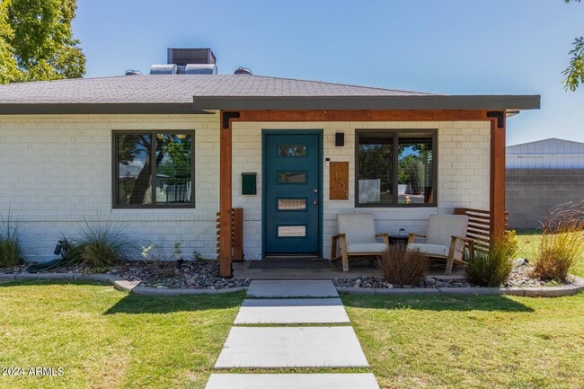 1103 E Georgia Ave