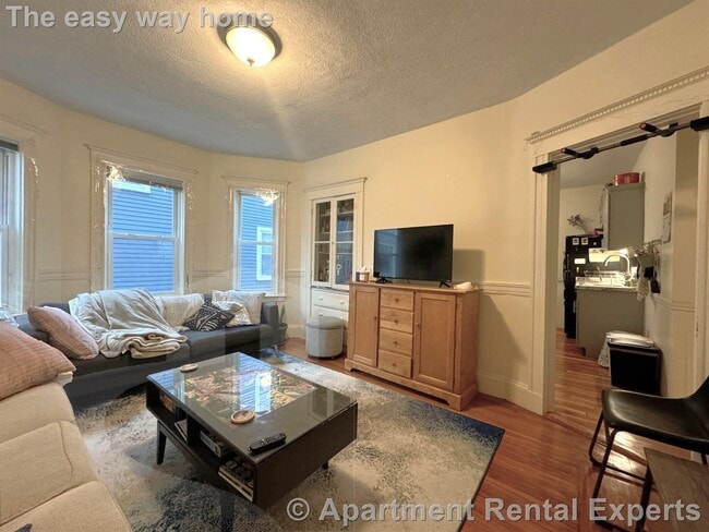 Photo - 28 Lexington Ave Unit #1