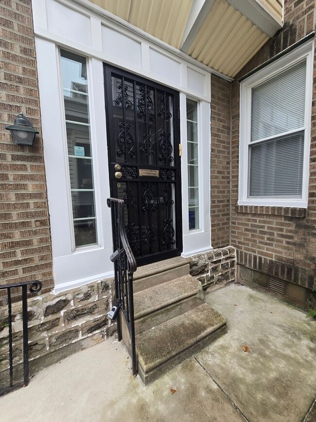 Photo - 1702 Widener Pl Unit 1st Floor