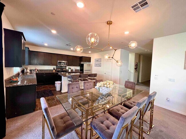3062 Flagstaff Dr