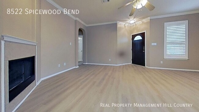 Photo - 8522 Spicewood Bend
