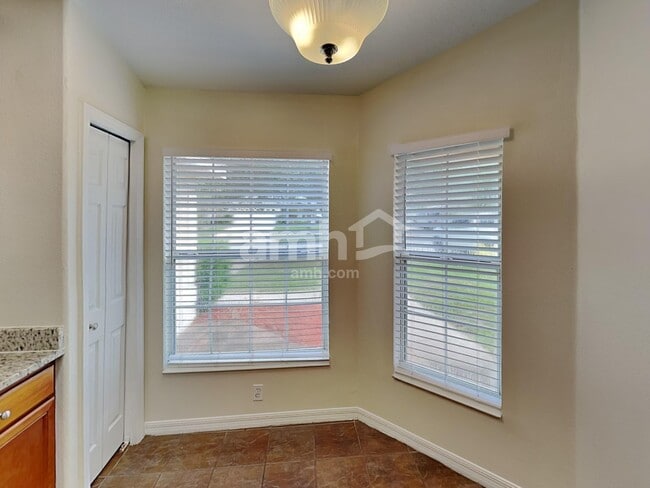 Photo - 33437 Irongate Dr