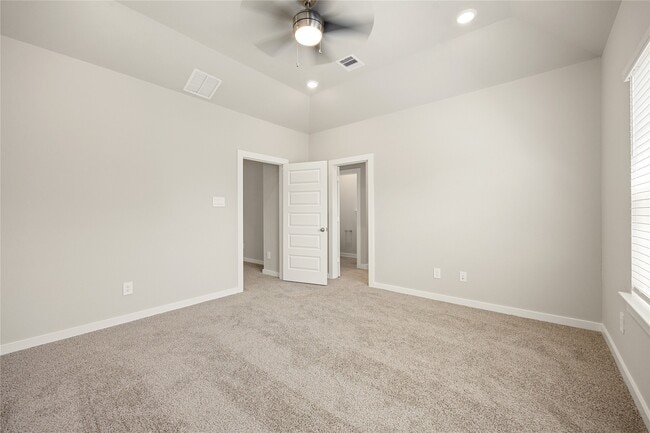 Building Photo - 10015 Rustic Charm St Rental