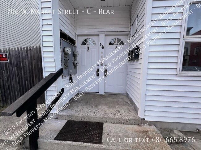 Photo - 706 W Market St Unit C - Rear