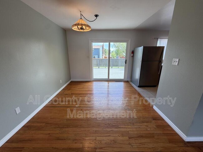 Photo - 1602 Mitchell St