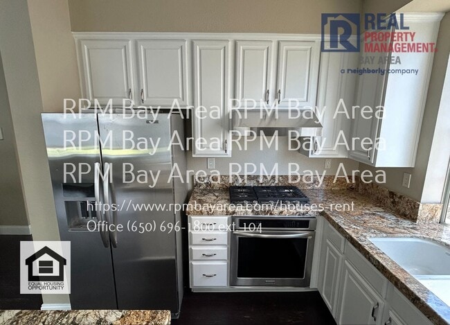 250 Biarritz Ct