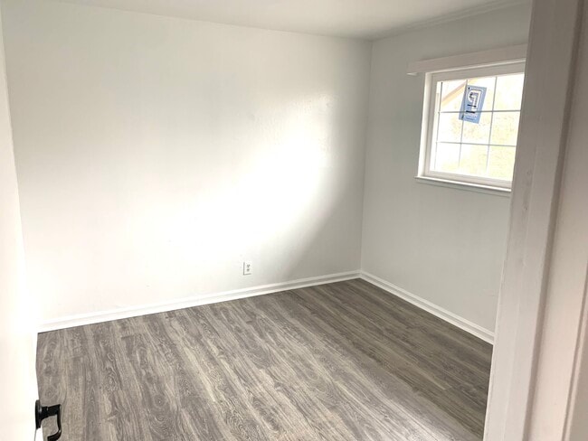 Photo - 6240 Martin Luther King Jr