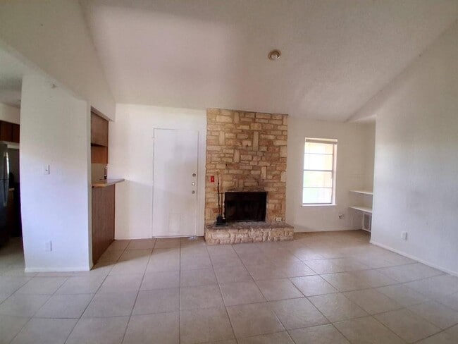 Photo - 803 Sirocco Dr