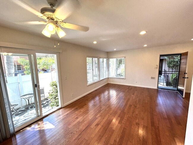 Photo - 2226 S Carmelina Ave Unidad 2226