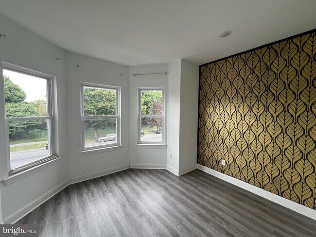 Photo - 1829 N 33rd St