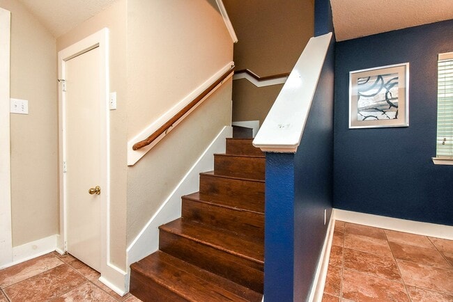 Photo - 10735 Cobblecreek Way