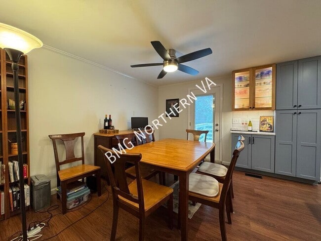 2816 Raymond Ct