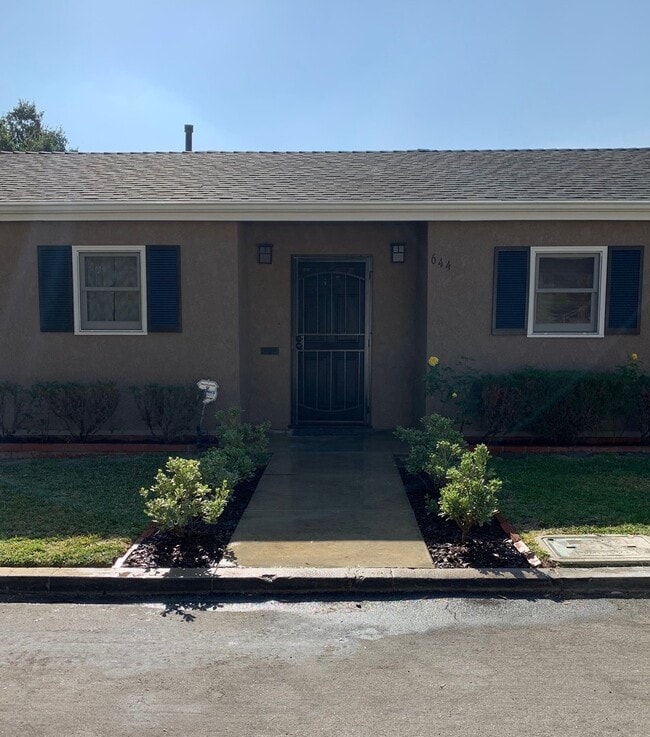 Photo - Glendale Hills traditional with fabulous views