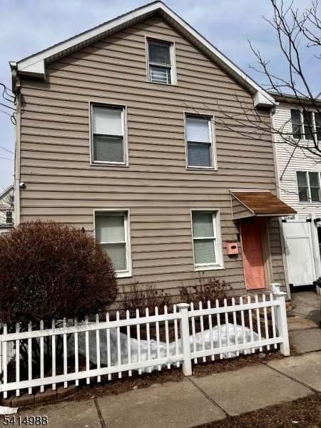 Building Photo - 51 Delaware St