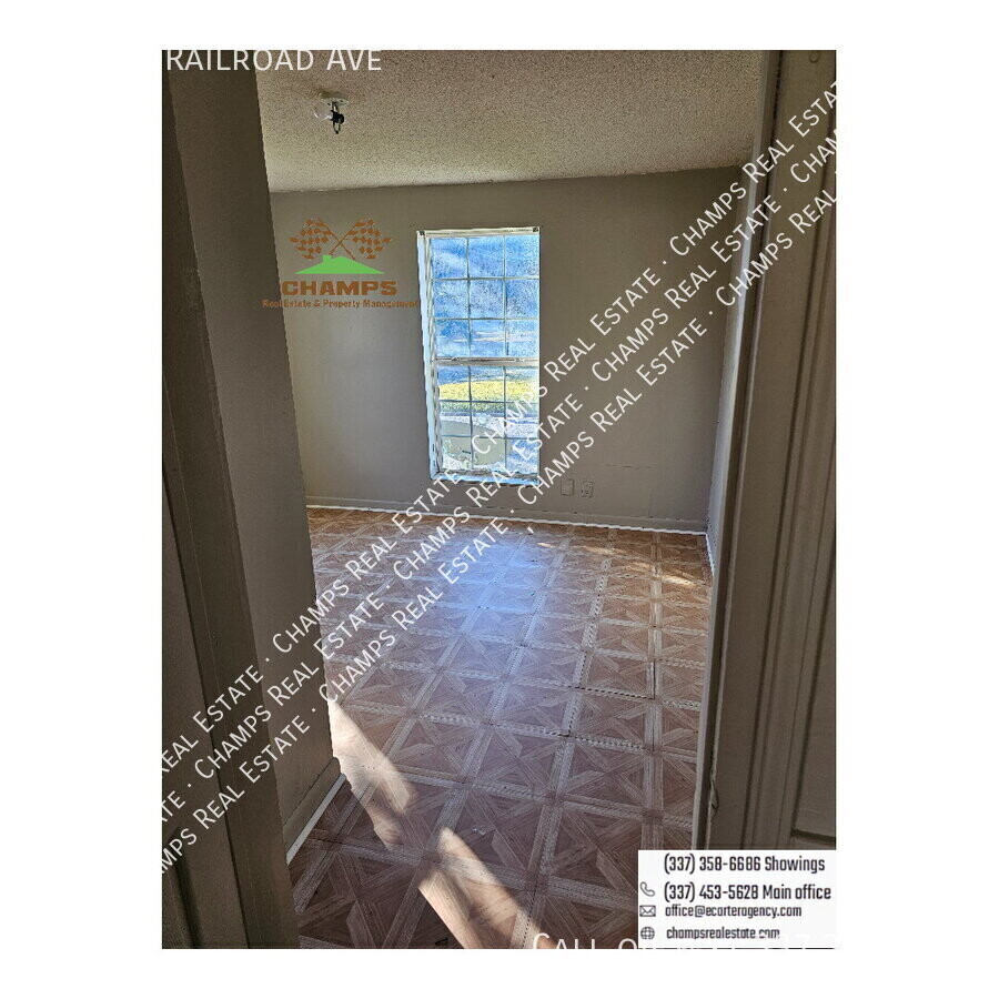 Photo - 1232 S Railroad Ave