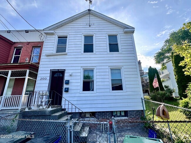 Building Photo - 200 Mohawk St Unit 2 Rental