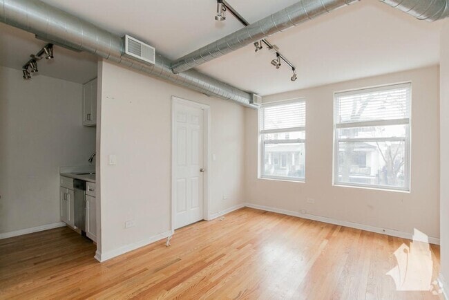 Building Photo - 2540 W Leland Ave Unit b2 Rental
