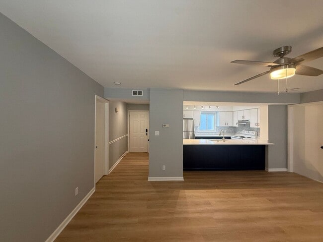 Photo - Charming Beachside Condo Near Shore Drive! Unit 202