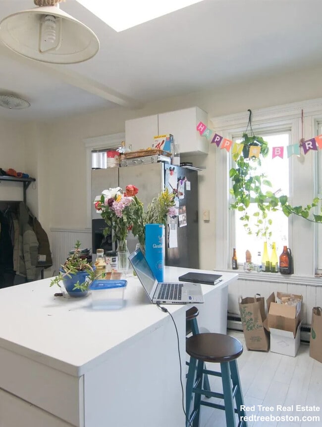 Photo - 229 Harvard St Unidad 5