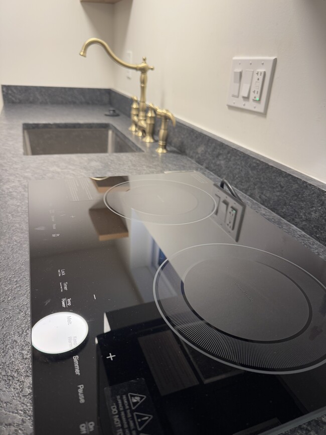 Photo - 1012 Roswell Dr