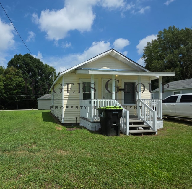Building Photo - 652 Ransom St Rental