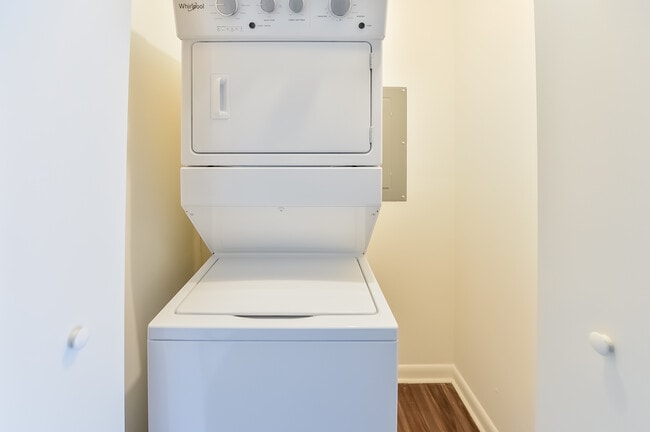 Sherry Lake Apartment Homes