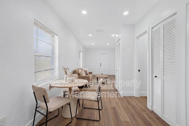 Photo - 614 SW 19th Ave Unit U