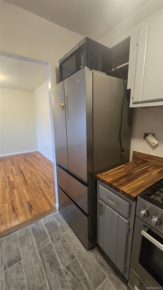 Photo - 20 Secor Pl Unidad 3P