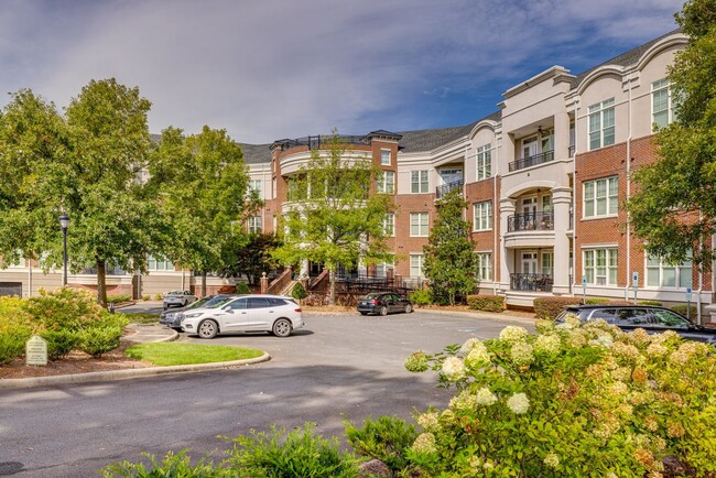 Fabulous 2 Bedroom 2 Bath Condo in Southga... - Fabulous 2 Bedroom 2 Bath Condo in Southga... Unit 213