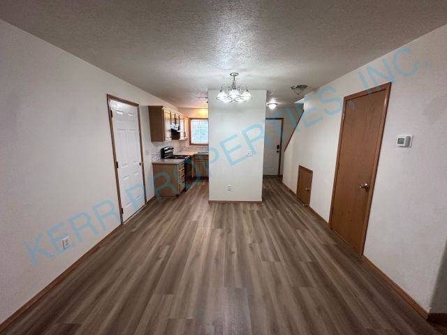 Photo - 714 SE Palmblad Pl