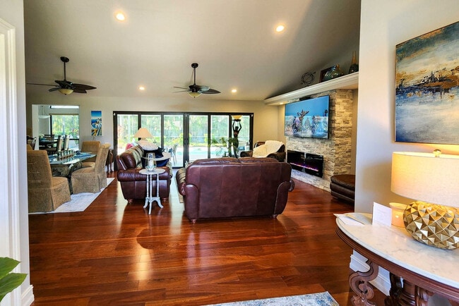 Photo - 28450 Winthrop Cir Unidad SI ID1546014P