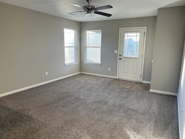 Photo - Single Level 2 Bed 2 Car Attached Villa in Blue Springs