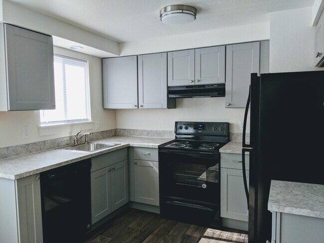 Photo - Woodland Heights Apartments