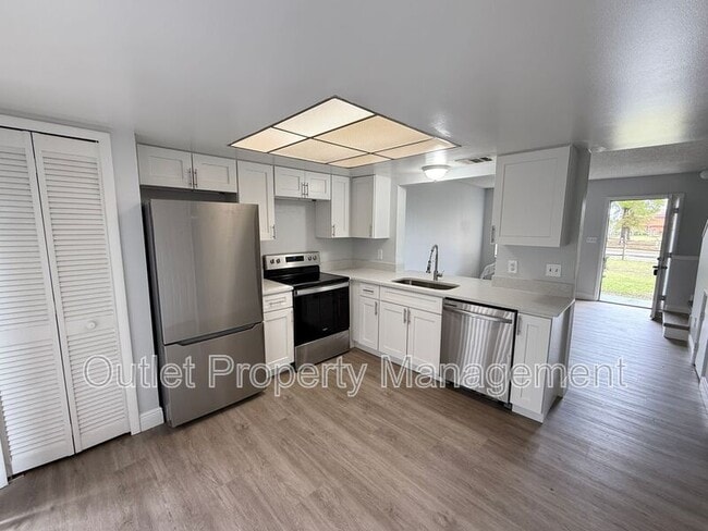 Photo - 12034 Tift Cir