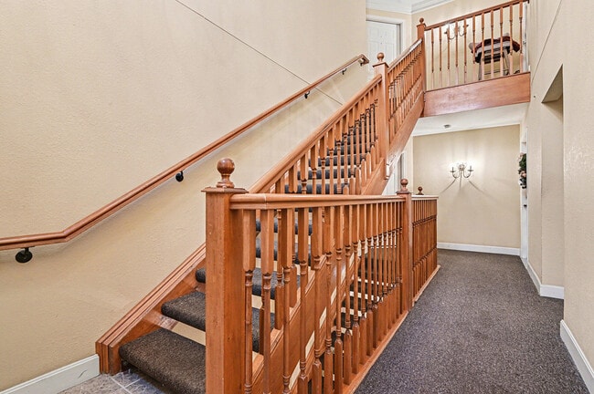 Photo - 1624 Ashley Ct Unit 303