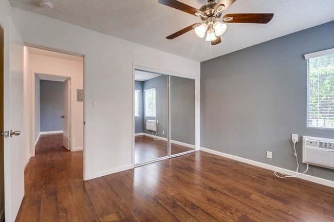 Photo - Classic Courtyard Building on Venice Blvd – Secure, Convenient, Pet-Friendly