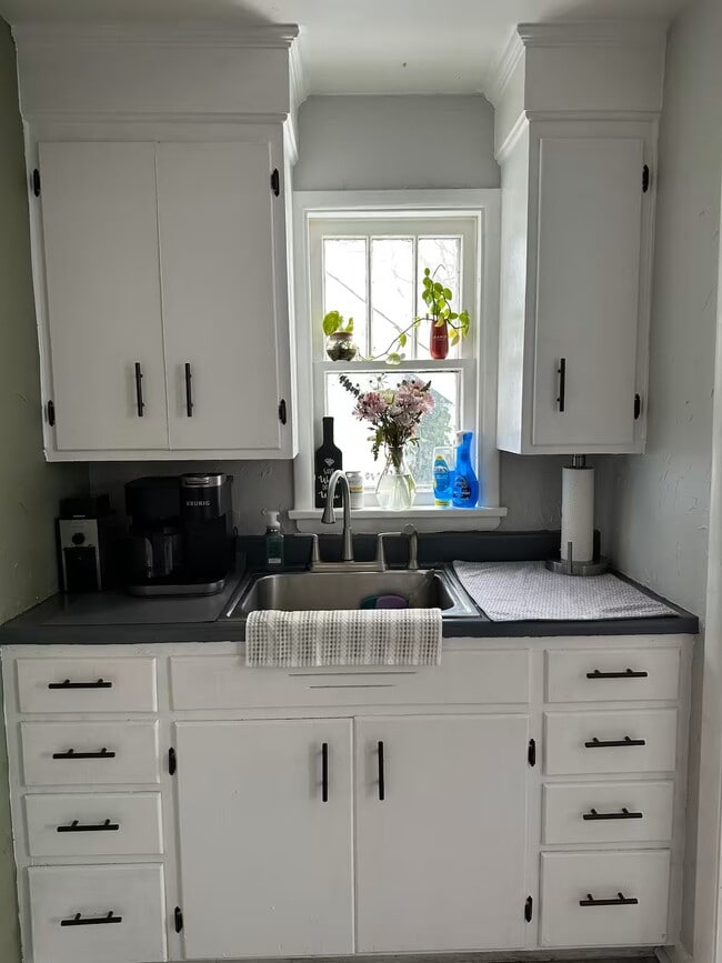 Photo - 211 S Oak St