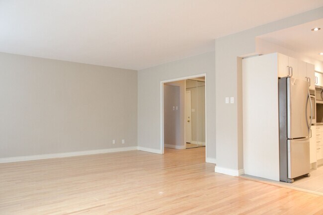 Photo - 3468 Rue Drummond Unit 302