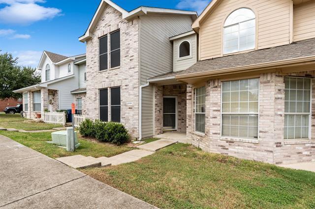 Photo - 3906 Pickett Pl Dr