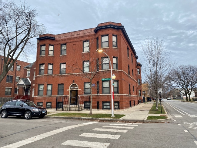 Building Photo - 6557 S Minerva Ave Rental