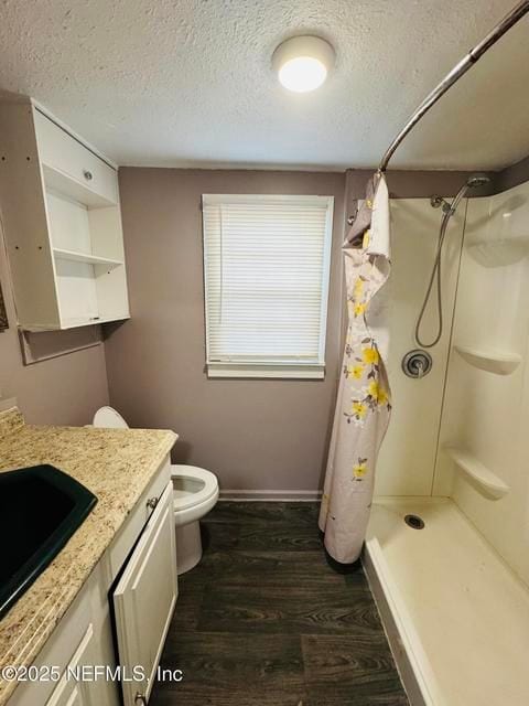 Photo - 1445 Douglas St